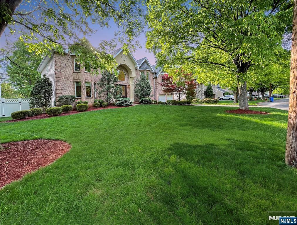 445 Nevada Street - Photo 3