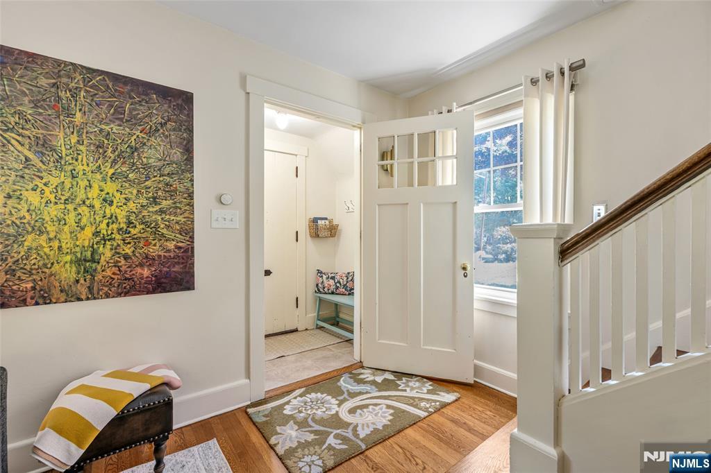 630 Wyndemere Avenue - Photo 3