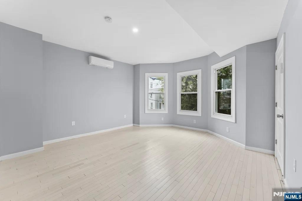 101 Lafayette - Photo 4