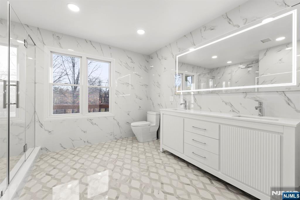 3013 High Street, Fair Lawn, NJ 07410 Listing Photo  17
