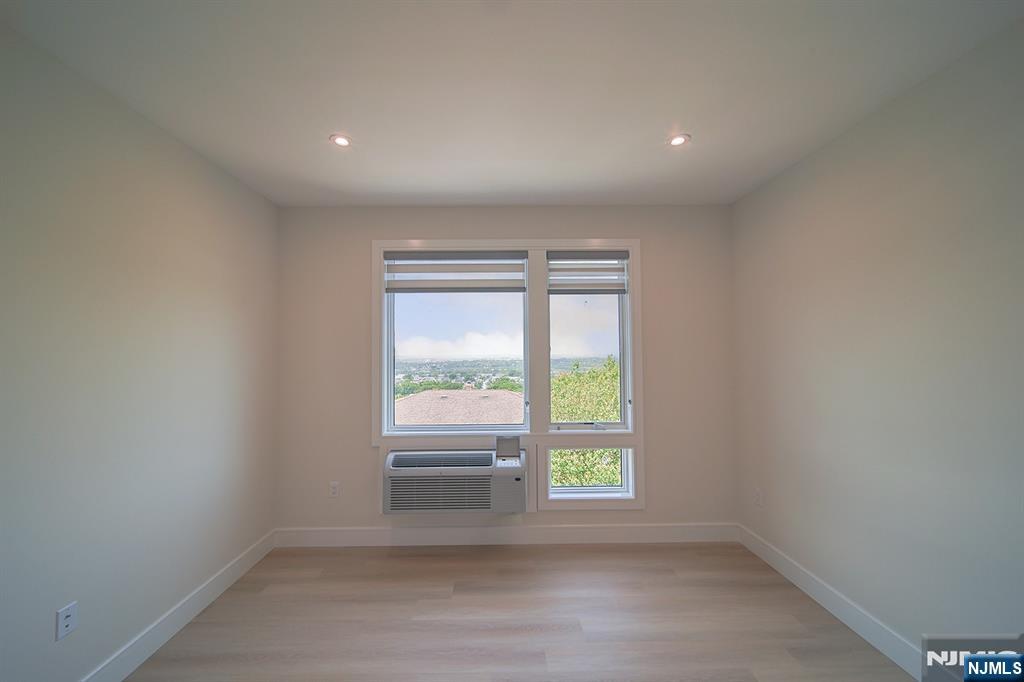 401 E Central, #2A, Palisades Park, NJ 07650 Listing Photo  13