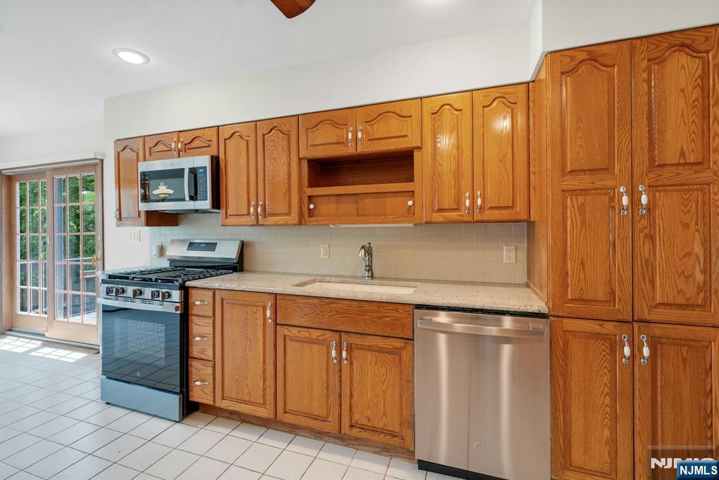 New Stainless Steel Appiances