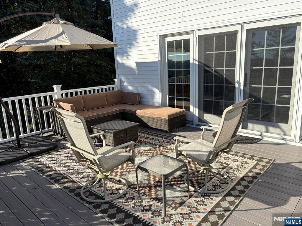 61 Howell Drive - Photo 5