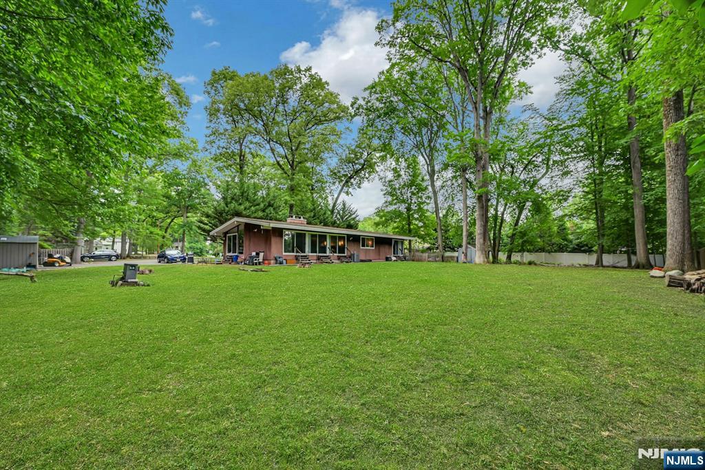 2009 Glen Avenue - Photo 1