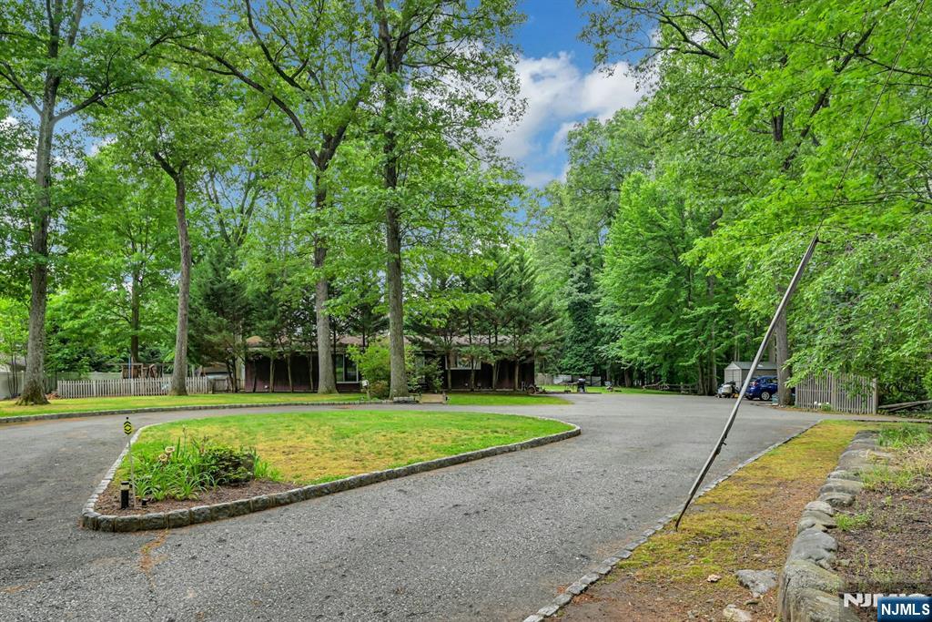2009 Glen Ave, Twp Of Washington, NJ 07676