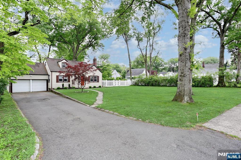 191 4th Avenue - Photo 3