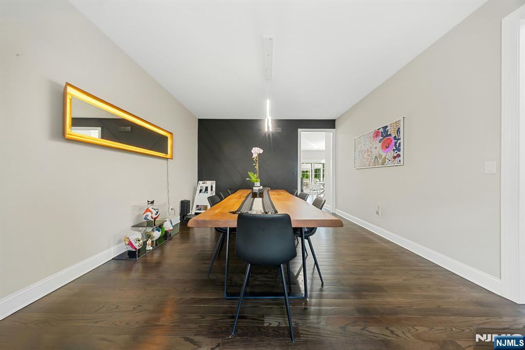 72 Colonial Woods Drive — photo 11