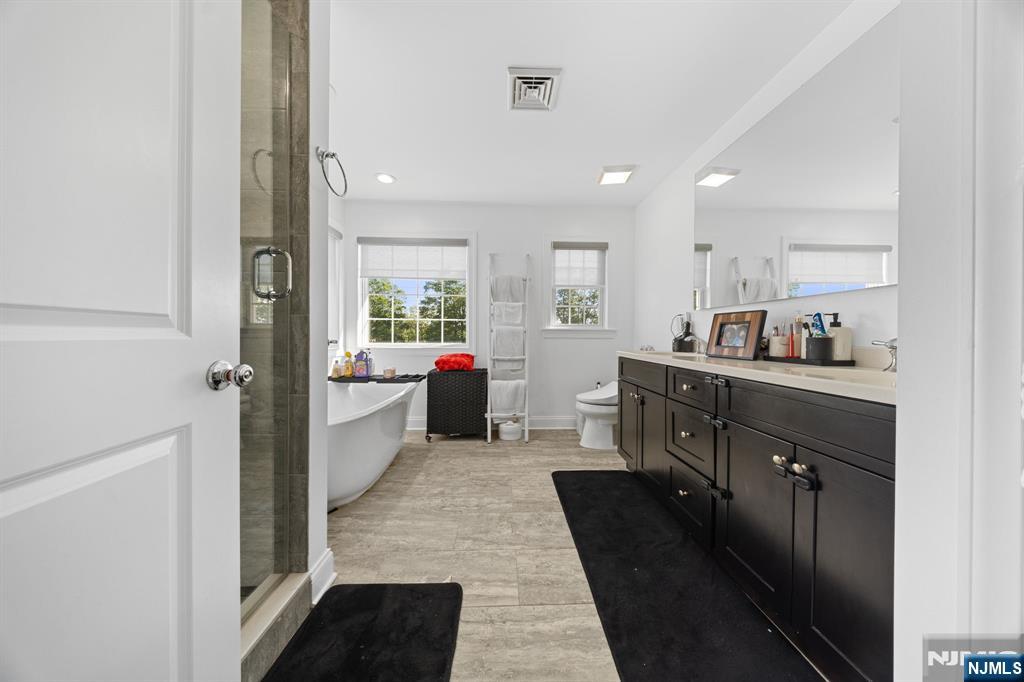72 Colonial Woods Drive — photo 43
