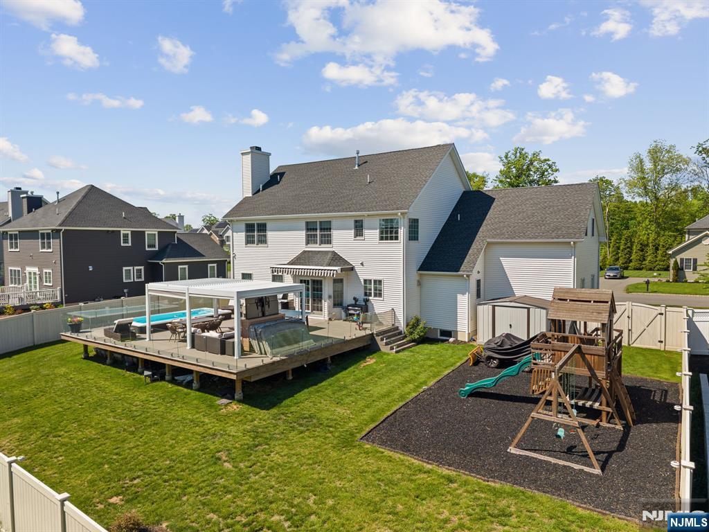72 Colonial Woods Drive — photo 47