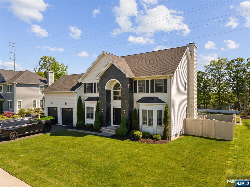72 Colonial Woods Drive — photo 49