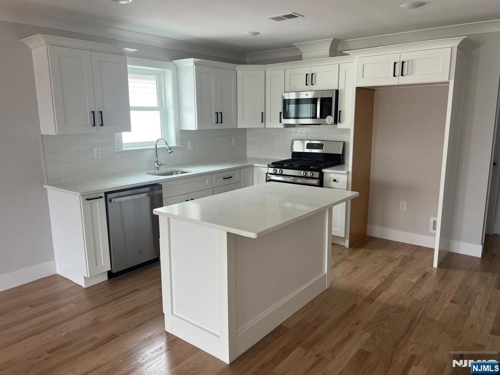 1060 Magnolia Avenue — photo 11