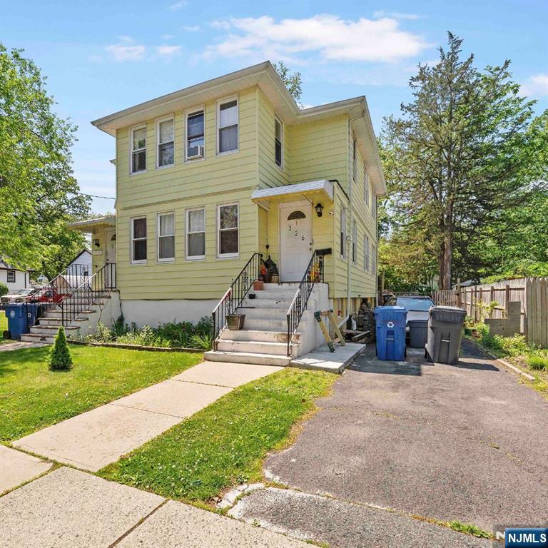 326 Howland Ave, Englewood, NJ 07631