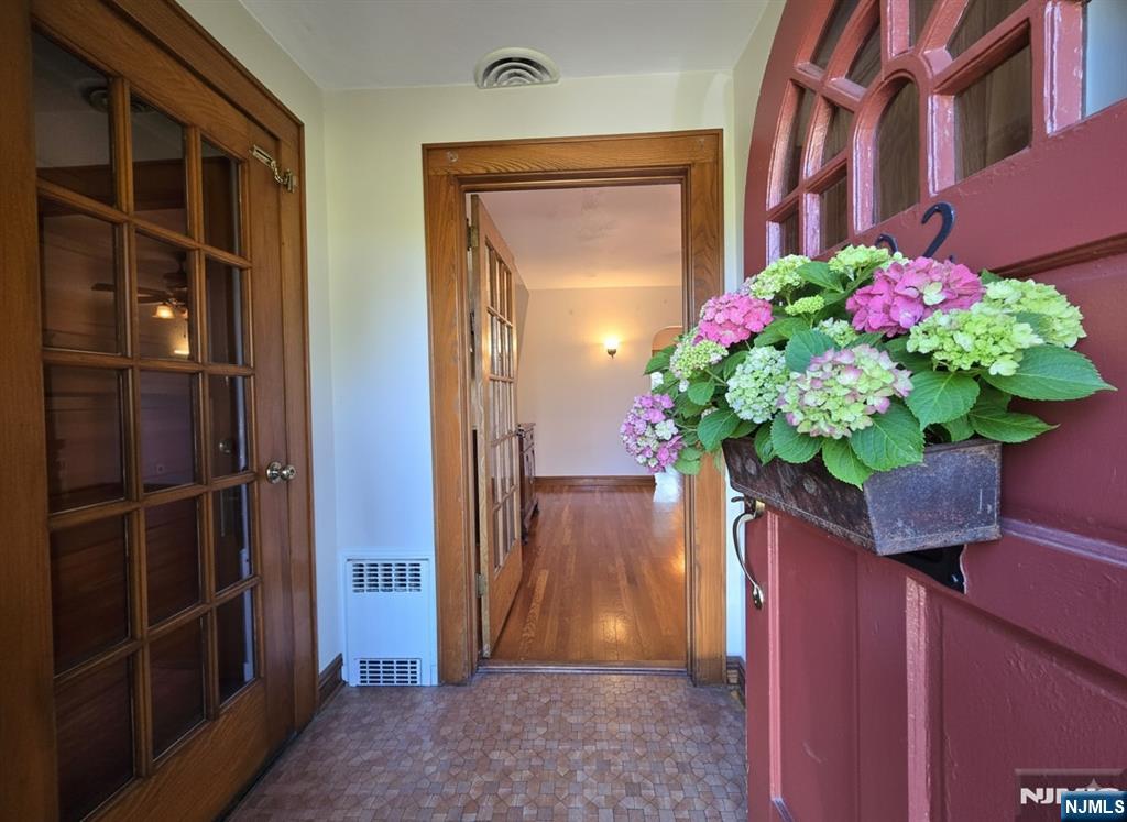 304 Henry Street - Photo 5