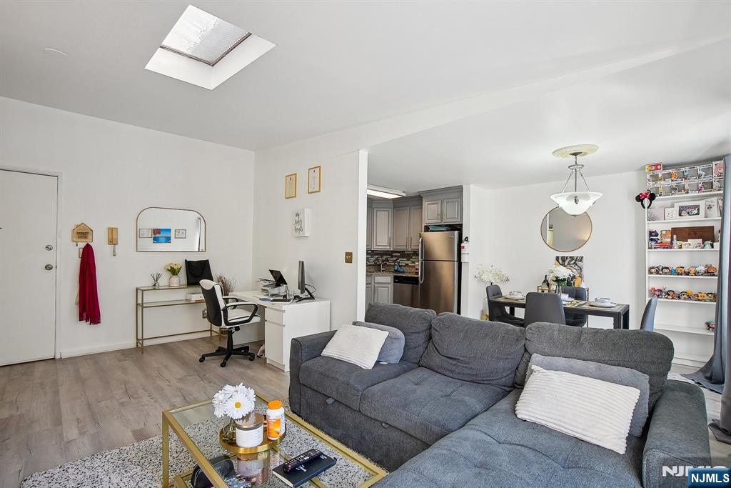 416 68th Street 11 - Photo 5