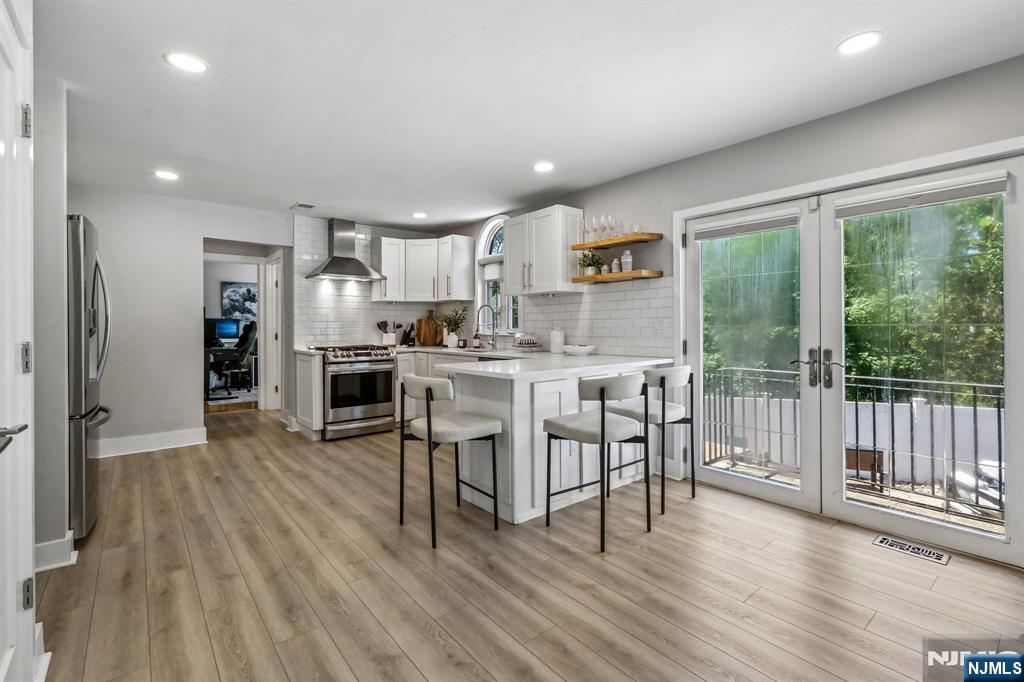 745 Gettysburg Place, Paramus, NJ 07652 Listing Photo  14