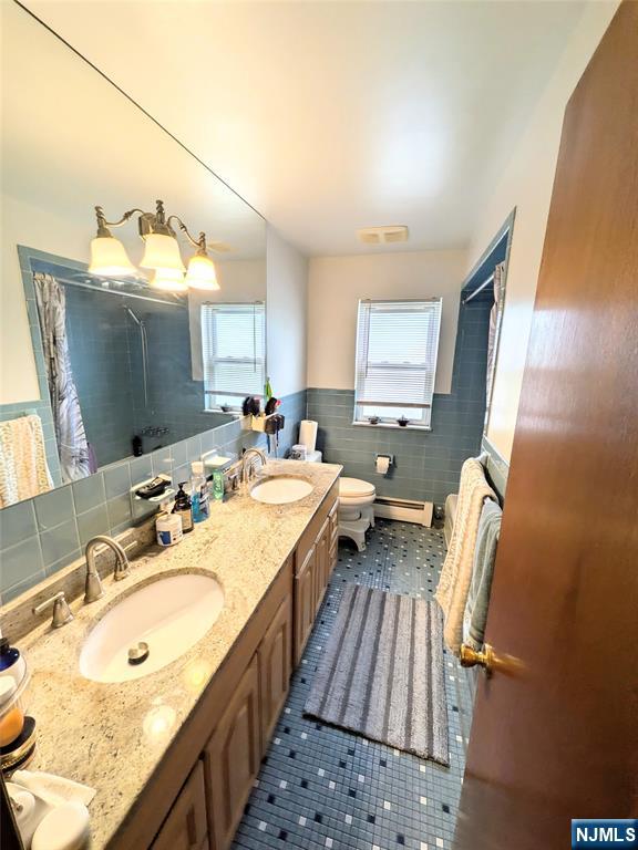 333 7th, Palisades Park, NJ 07650 Listing Photo  11