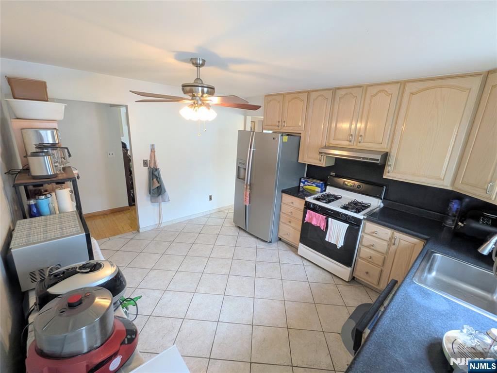 333 7th, Palisades Park, NJ 07650 Listing Photo  6