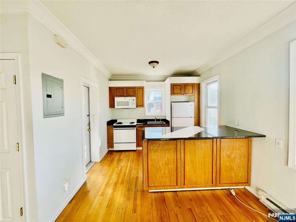 229 Orient Way 6 - Photo 4