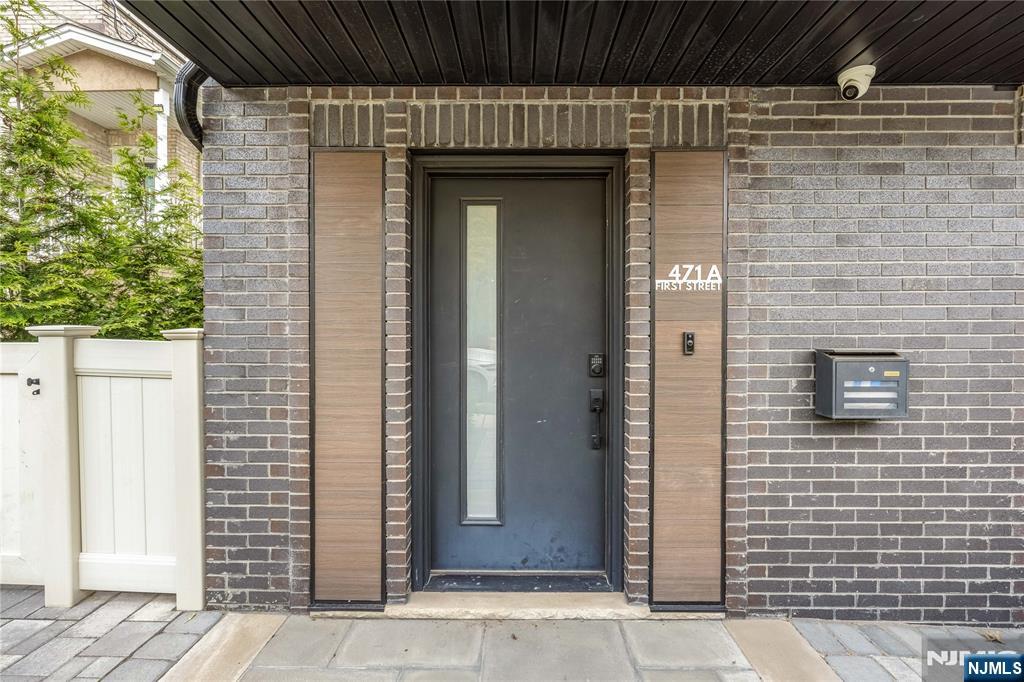 471 1st Street A - Photo 3
