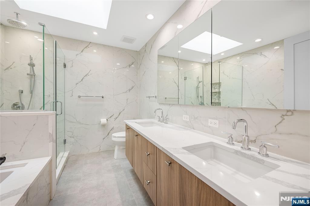 471 1st Street, #A, Palisades Park, NJ 07650 Listing Photo  28