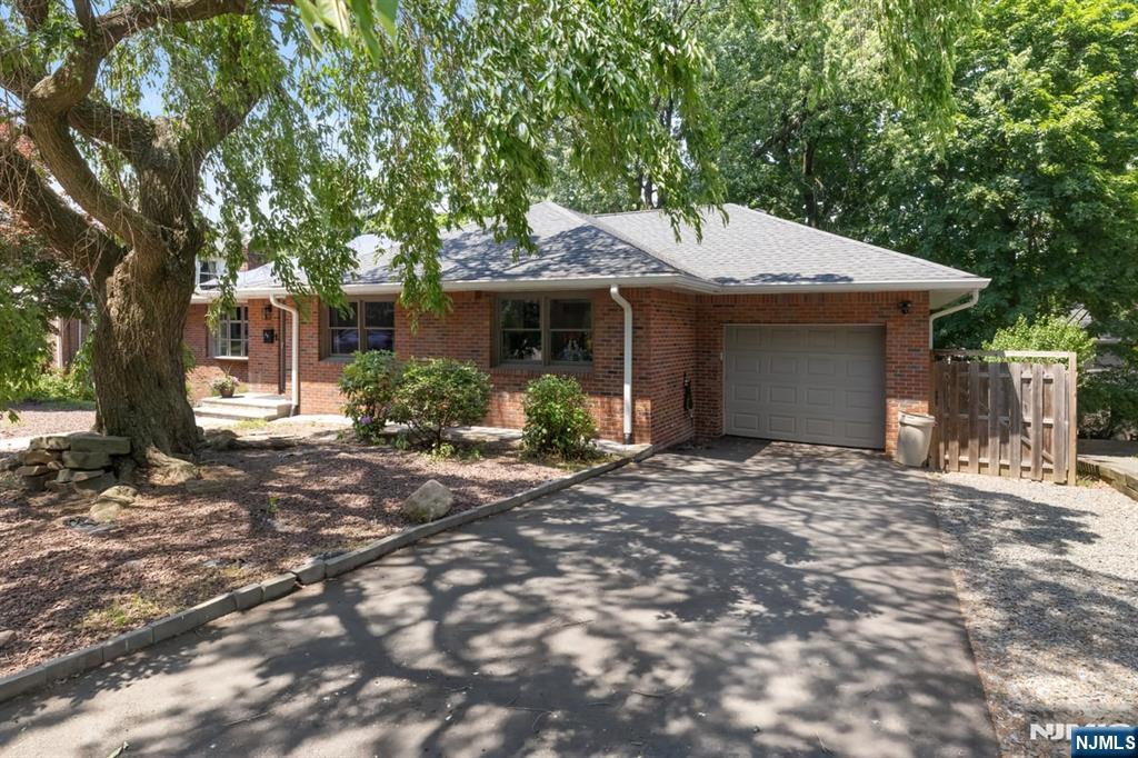 48 Palmer Place - Photo 2