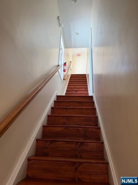 56 Hamilton Avenue — photo 10
