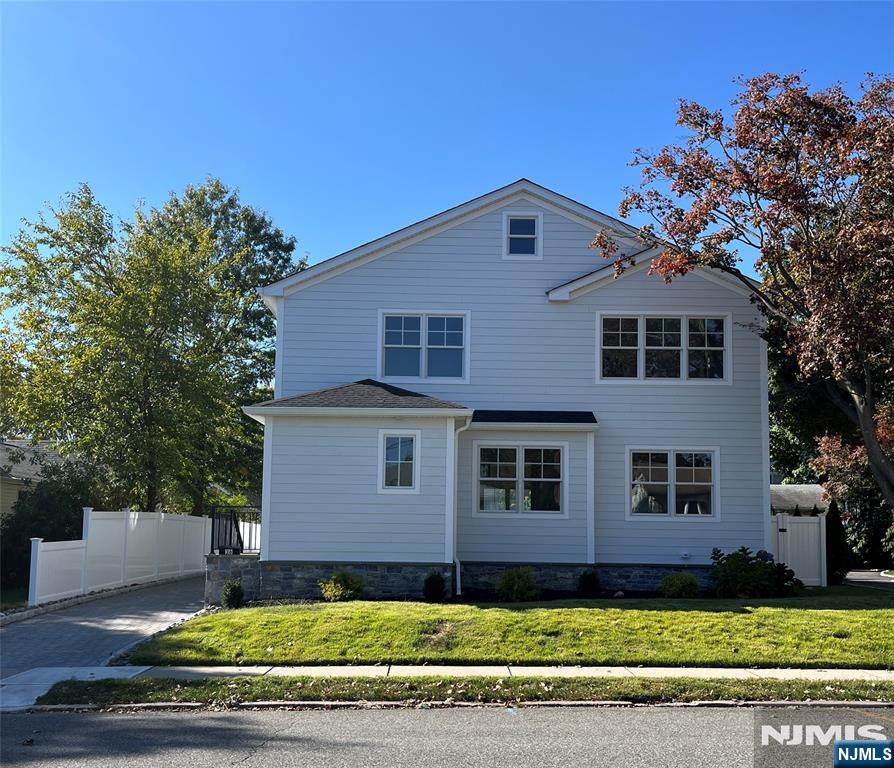 Photo 3 of Single family home for sale at 36 Albert Ave, Fair Lawn, NJ 07410 | MLS# 26018583 | Listing updated on 2026-10-08