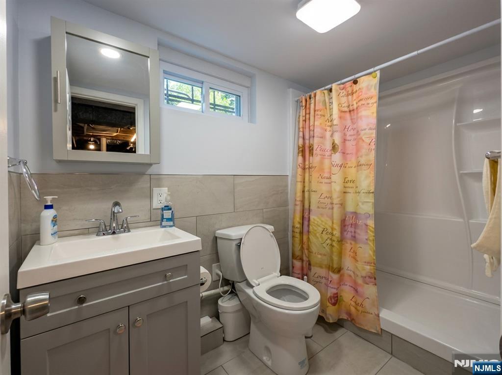 1255 Tuxedo Square, Teaneck, NJ 07666 Listing Photo  23