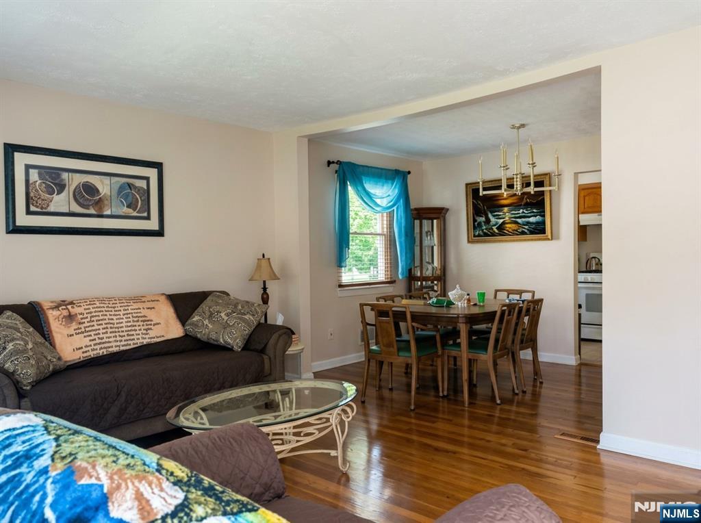 1255 Tuxedo Square, Teaneck, NJ 07666 Listing Photo  6