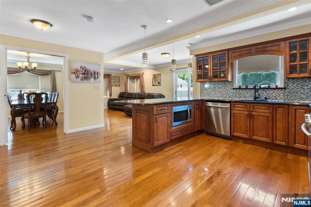 Homes for sale in Belleville, NJ | 13 Ogden Rd, Belleville, NJ 07109 | MLS# 26018588