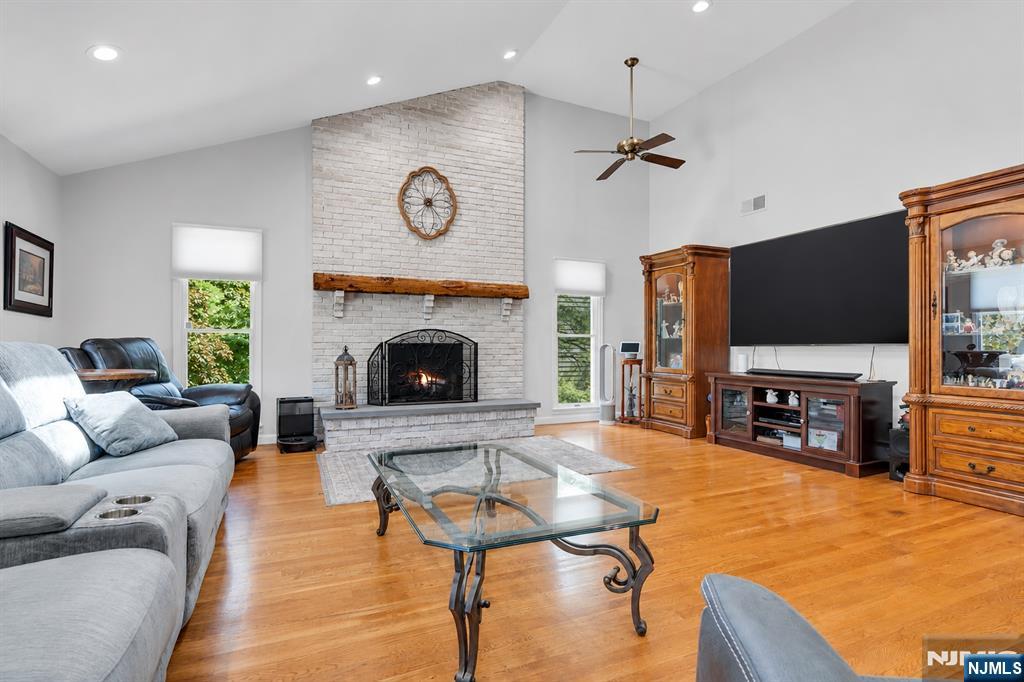 Property View 12