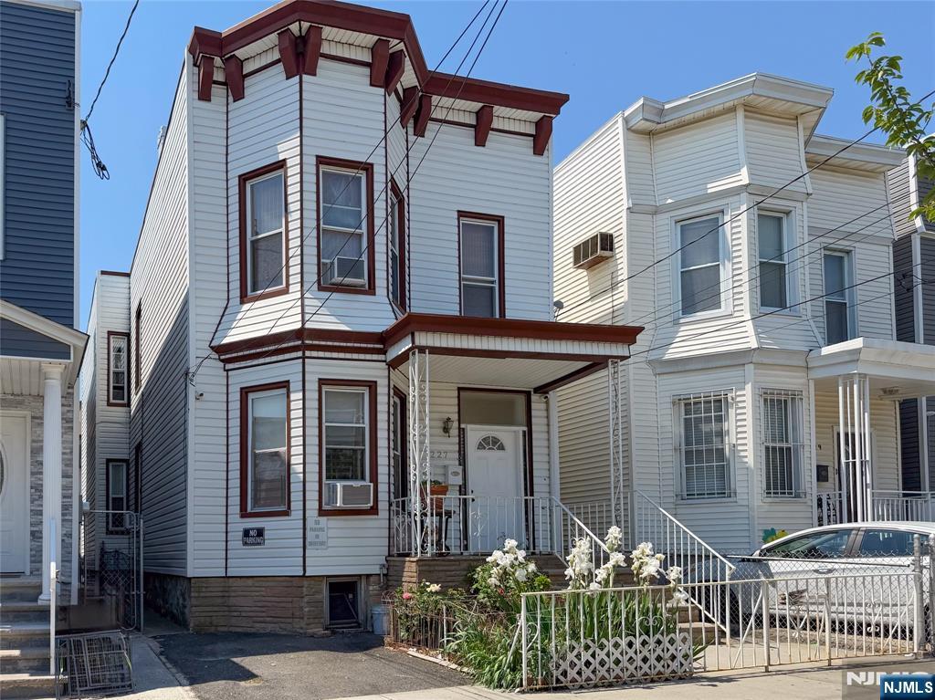 227 46th Street - Photo 3