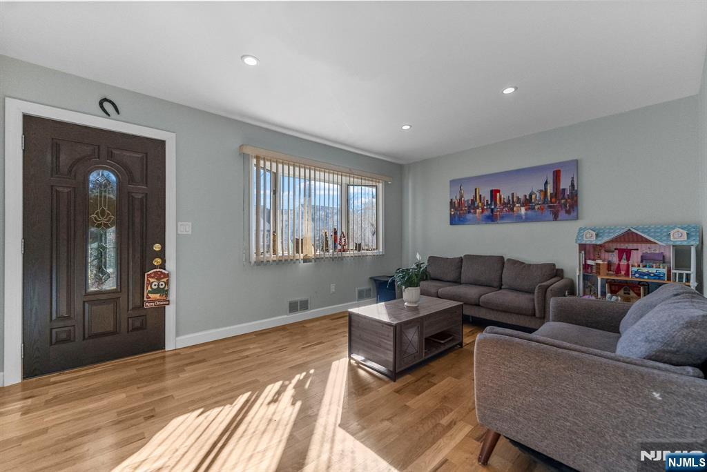 22 Runyon Road - Photo 3