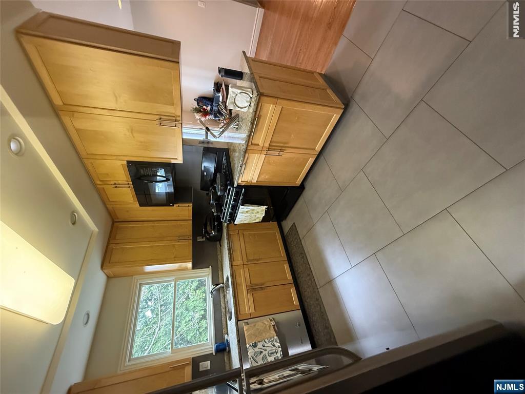 730 Floyd, Englewood Cliffs, NJ 07632 Listing Photo  8