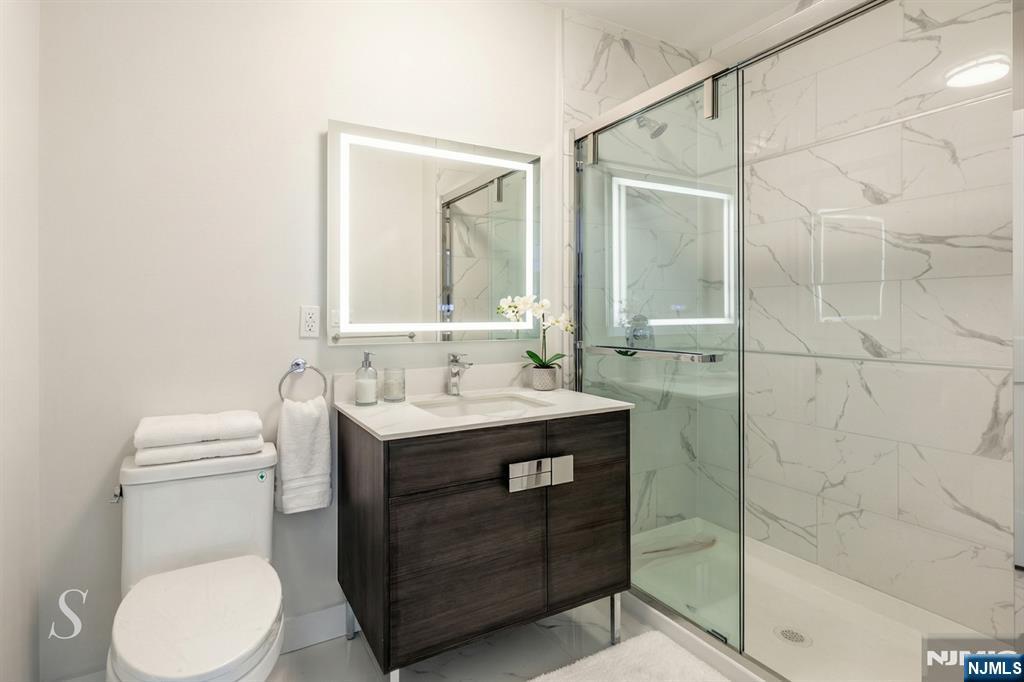 48 Grand Avenue 205 - Photo 5