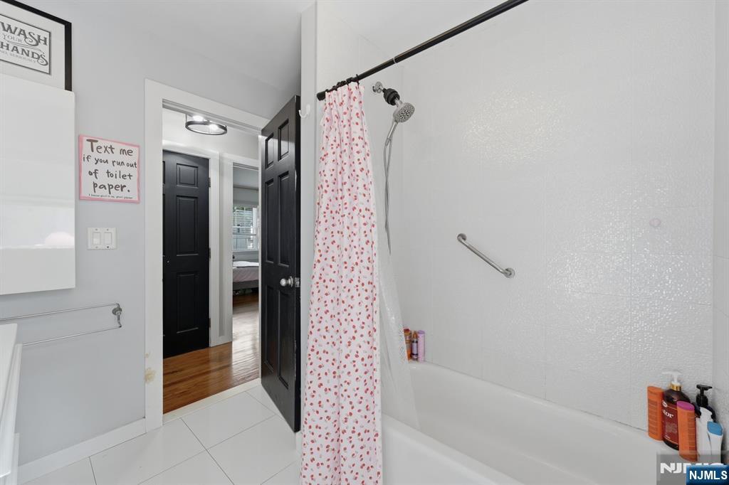 118 Wortendyke Avenue, Emerson, NJ 07630 Listing Photo  12