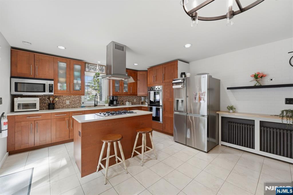 118 Wortendyke Avenue, Emerson, NJ 07630 Listing Photo  8