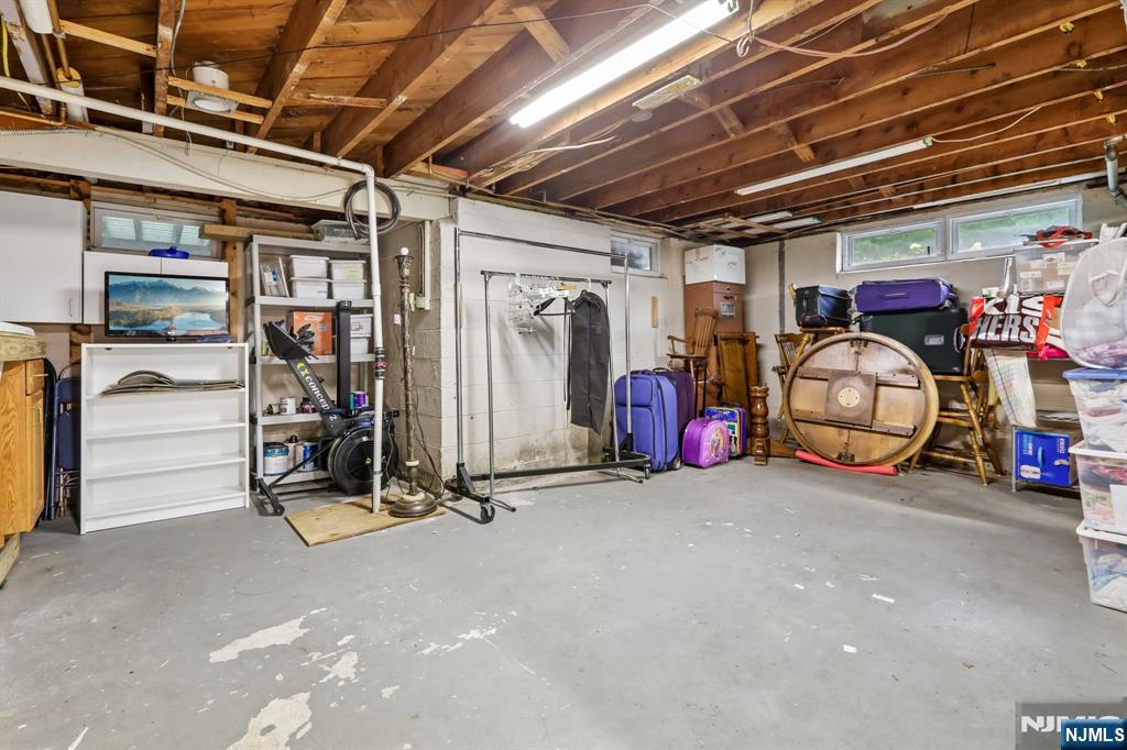 123 Midwood Road — photo 33