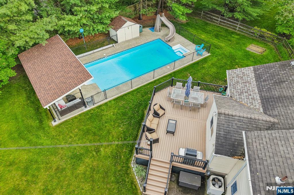 123 Midwood Road — photo 38