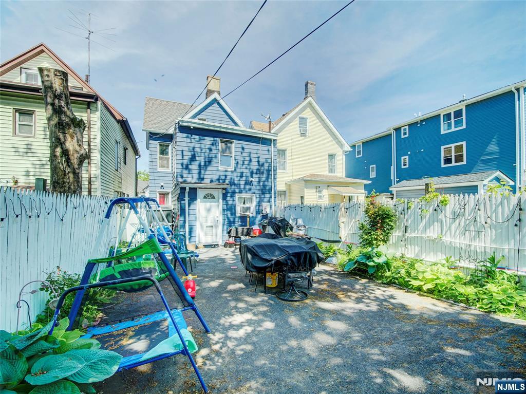 40 Bruen Avenue, Irvington, NJ 07111 Listing Photo  11