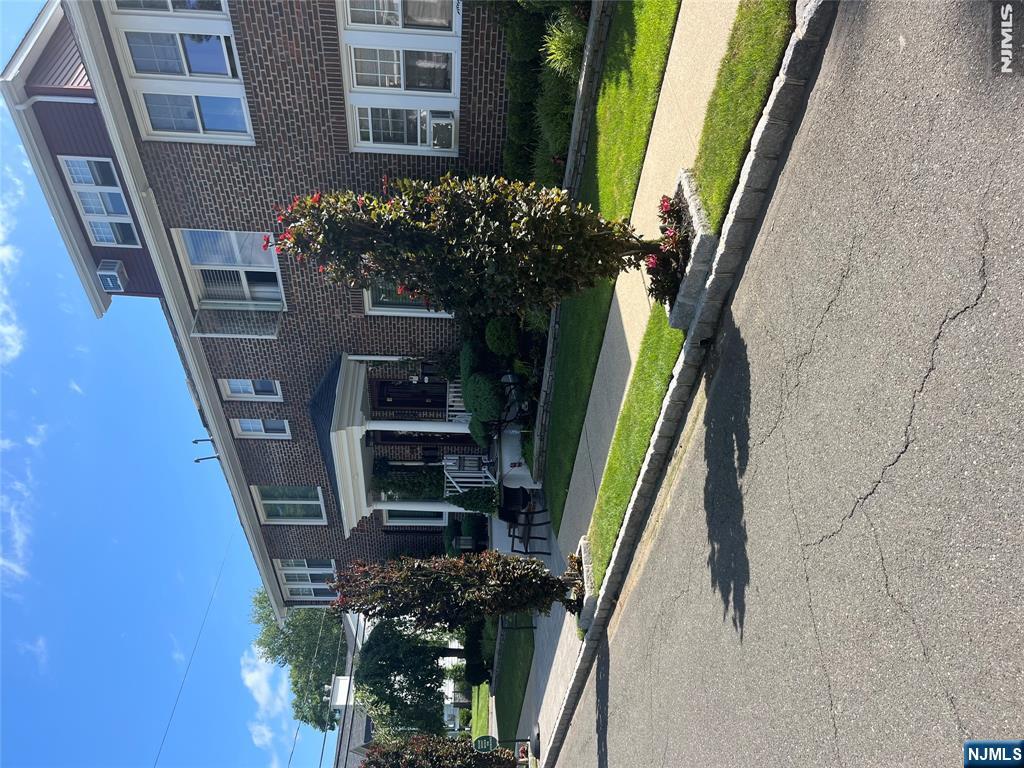 144 7th Street - Photo 1