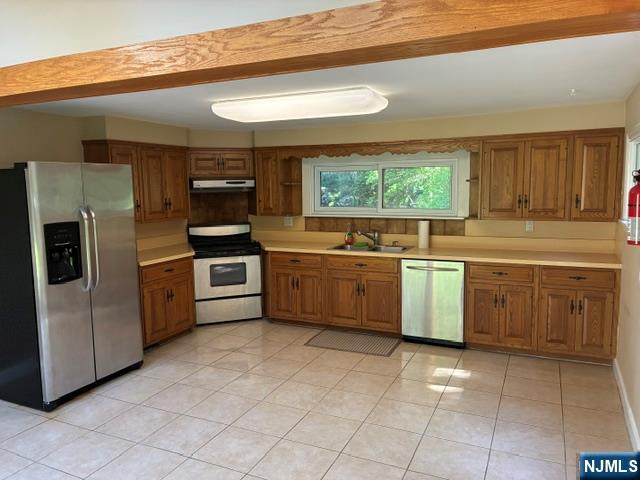 19 Crescent Road - Photo 1