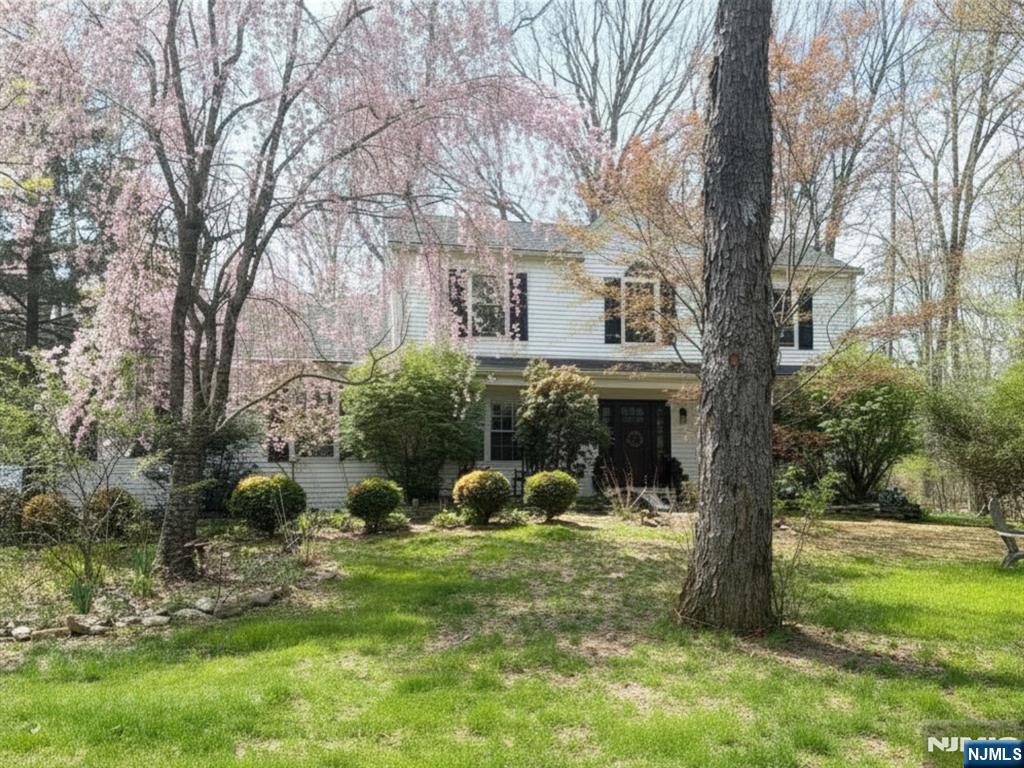 <p>Listings That Reflect Our Standards</p>