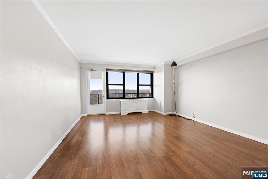 285 Aycrigg 11G - Photo 5