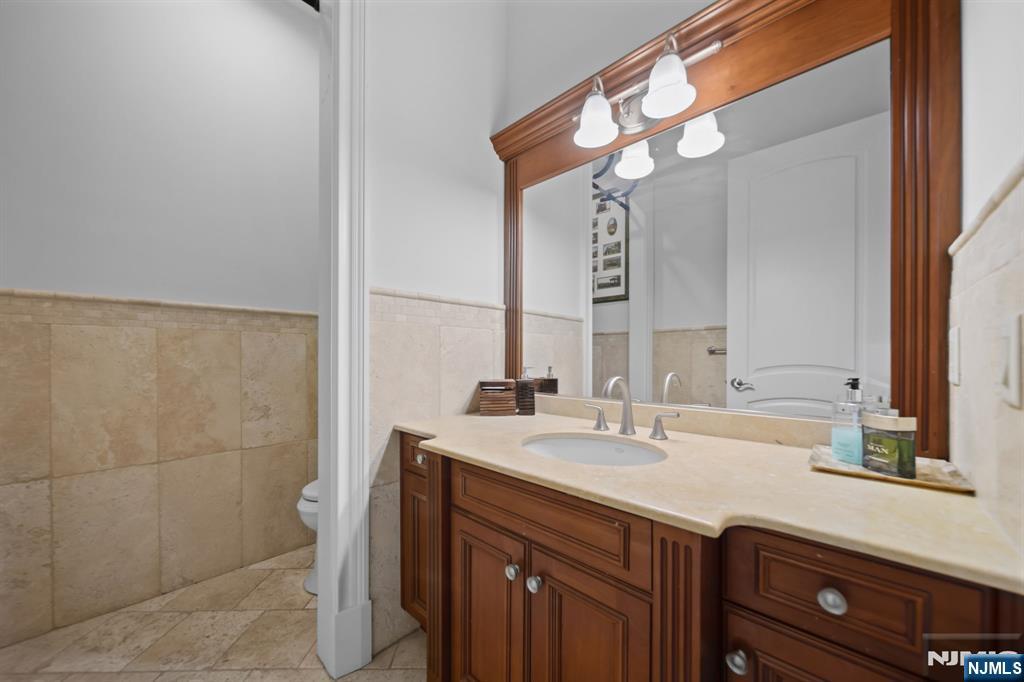 713 Bellaire Drive - Photo 5
