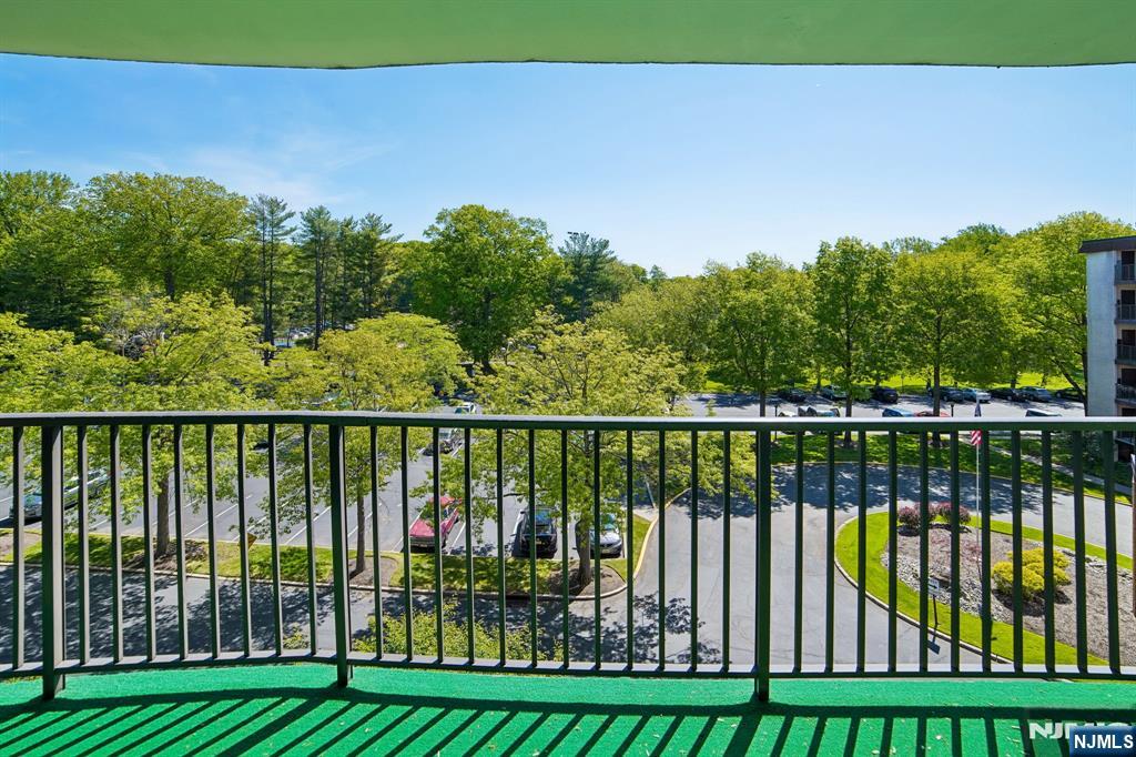 521 Piermont Avenue 428 - Photo 4