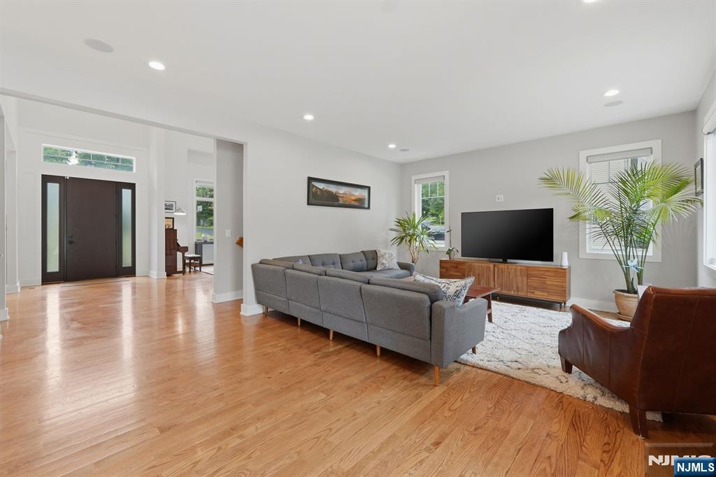 95 Mezzine Drive — photo 21