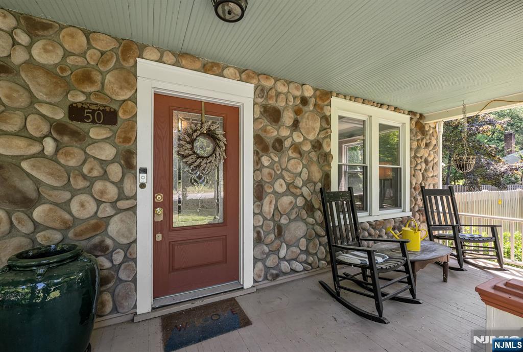 50 E Grand Avenue - Photo 3