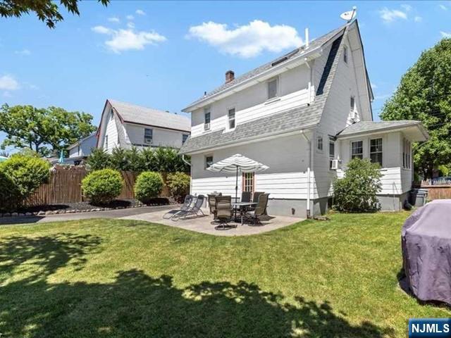 146 Kensington Ave, Norwood, NJ 07648