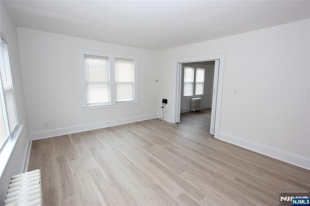 1 West Street 2 - Photo 2